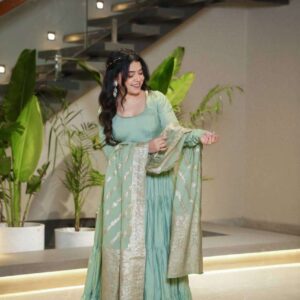 Women's Solid Anarkali Kurti Pant With Banarasi Dupatta Set