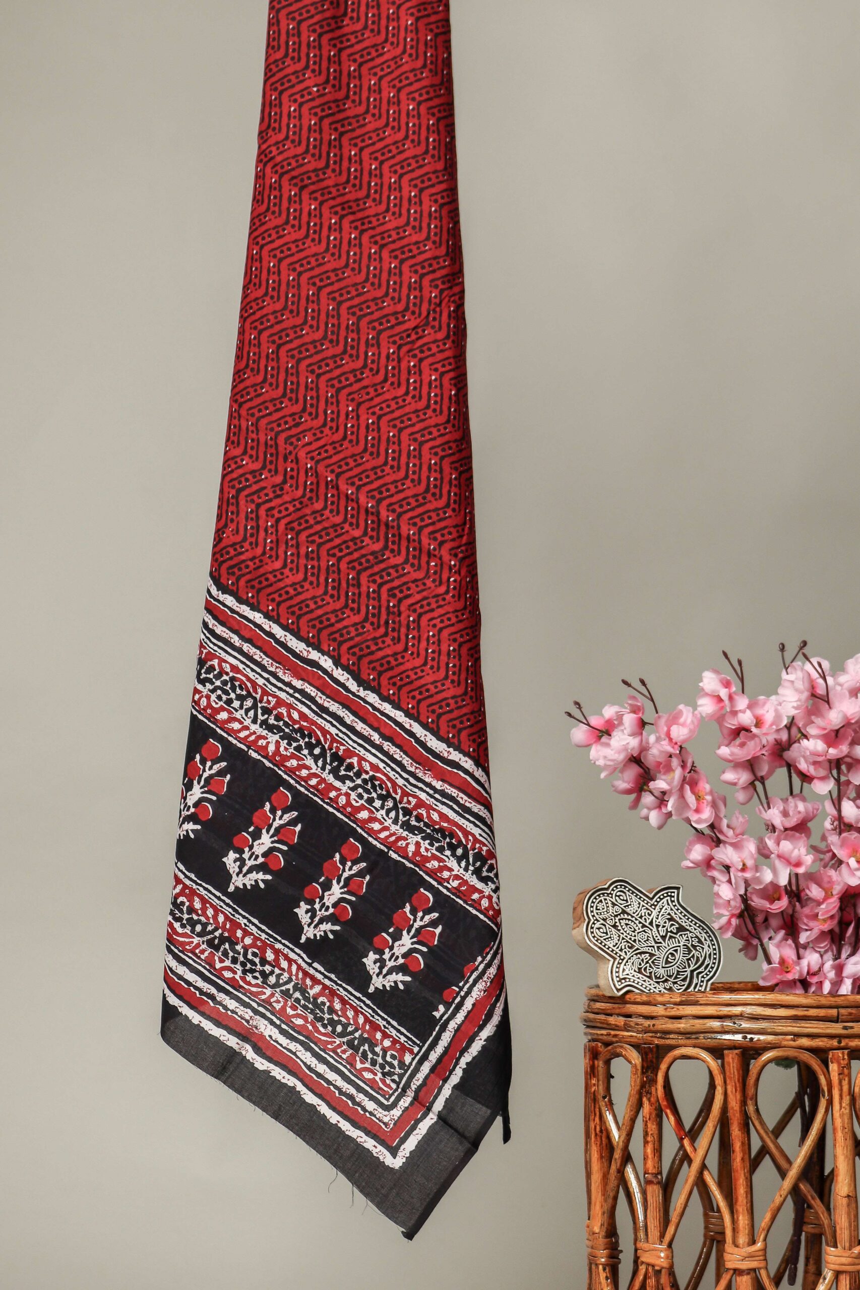 Women Pure Cotton Block Printed Dupatta Set